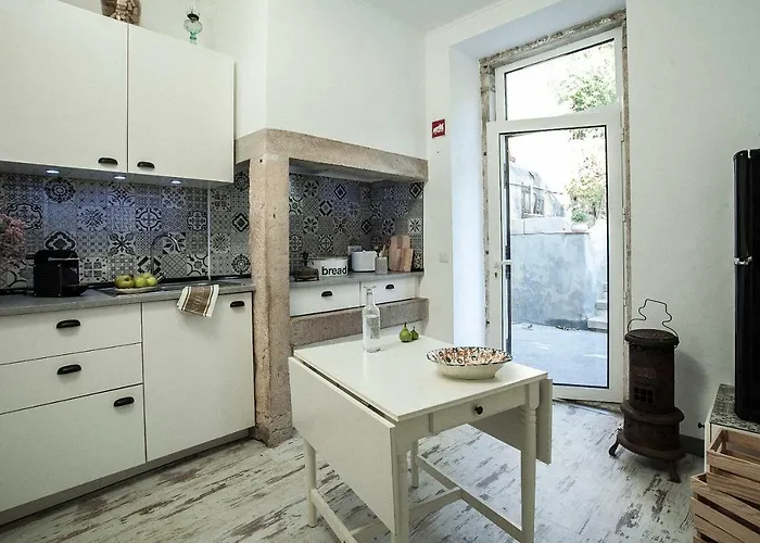 Casa Velha אלנקר