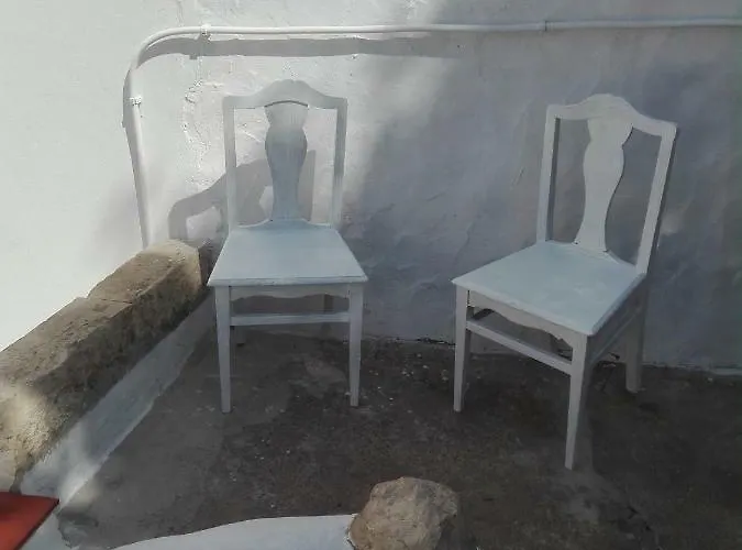 Casa Velha 3* אלנקר