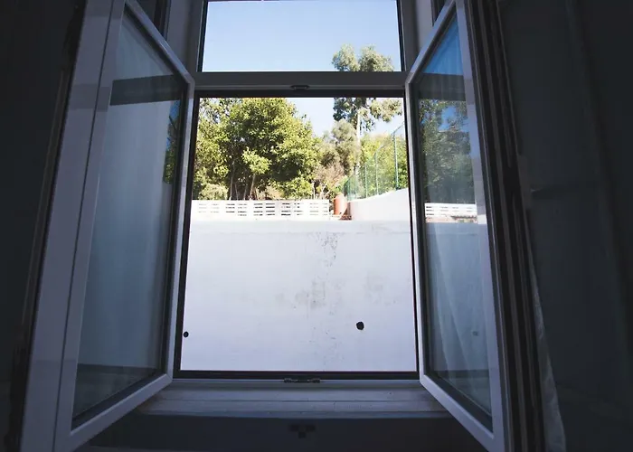 בית הארחה Casa Velha אלנקר